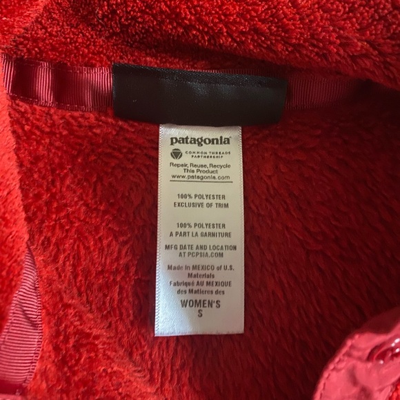 Red Patagonia Pullover - Picture 3 of 4